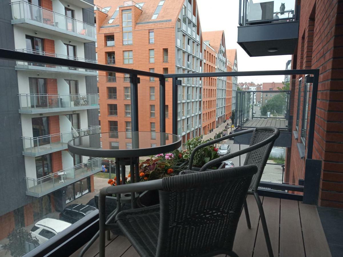 Przytulny Apartament Blisko Motlawy I Neptuna Gdansk Exterior foto